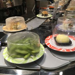 Tomodachi Restraunt - Sushi train.