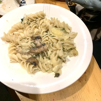 M'tucci's Moderno - Italian Near Me - Rio Rancho, New Mexico