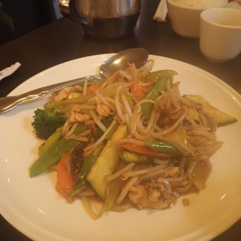 Yang Ming Garden - Chicken chop suey - Chinese Near Me - Villa Park, California Yang Ming Garden - Chicken chop suey - Chinese Near Me - Villa Park, California