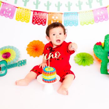 Light Beacon Photography - here's a picture of our little that Kate took for his cake smash! - Session Photography Near Me Light Beacon Photography - here's a picture of our little that Kate took for his cake smash! - Session Photography Near Me