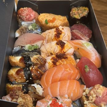FOB Poke Bar - Sushi - Poke Near Me - Bellevue, Washington
