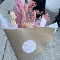 Bouquet of preserved florals