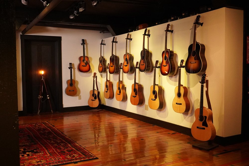 THE NORTH AMERICAN GUITAR NASHVILLE Updated August 2024 434 Houston