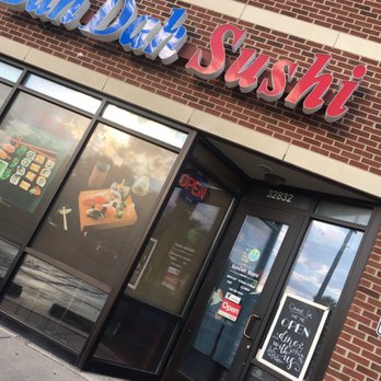 BahDah sushi - Outside on Woodward - Sushi Bars Near Me - Royal Oak, Michigan