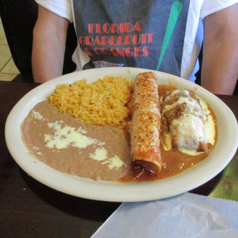 El Potro Mexican Restaurant - combo plate - Mexican Near Me - Lake City, Florida El Potro Mexican Restaurant - combo plate - Mexican Near Me - Lake City, Florida