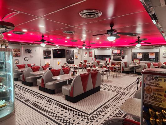 Tito's Diner by null