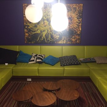 Hotel Zed - Hotels Near Me - Victoria, British Columbia