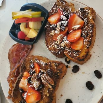 Mi Cafe - The best French toast ever! - Mediterranean Near Me - Puerto Vallarta, JAL