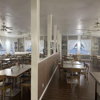 Parry Lodge - Restaurant - Hotels Near Me - Kanab, Utah