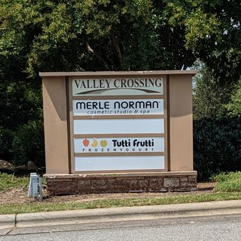 Valley Crossing - Valley Crossing, Hickory - Shopping Centers Near Me - Hickory, North Carolina Valley Crossing - Valley Crossing, Hickory - Shopping Centers Near Me - Hickory, North Carolina