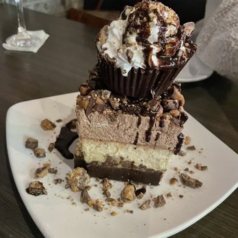 Laura's Bar And Grill - Peanut Butter Cheesecake Brownie - American Near Me - Smithfield, Rhode Island Laura's Bar And Grill - Peanut Butter Cheesecake Brownie - American Near Me - Smithfield, Rhode Island