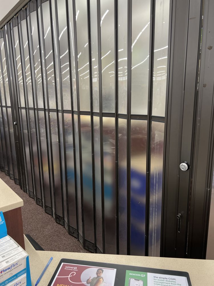 SAFEWAY PHARMACY Updated September 2024 14 Photos & 34 Reviews 5660 Commercial St SE