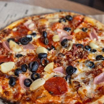 Blaze Pizza - Salad Near Me - Louisville, Kentucky Blaze Pizza - Salad Near Me - Louisville, Kentucky