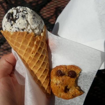 JoJo's Creamery - One scoop with gluten free waffle cone, and FREE mini gluten free cookie. Yes please! - Ice Cream & Frozen Yogurt Near Me - Encinitas, California JoJo's Creamery - One scoop with gluten free waffle cone, and FREE mini gluten free cookie. Yes please! - Ice Cream & Frozen Yogurt Near Me - Encinitas, California