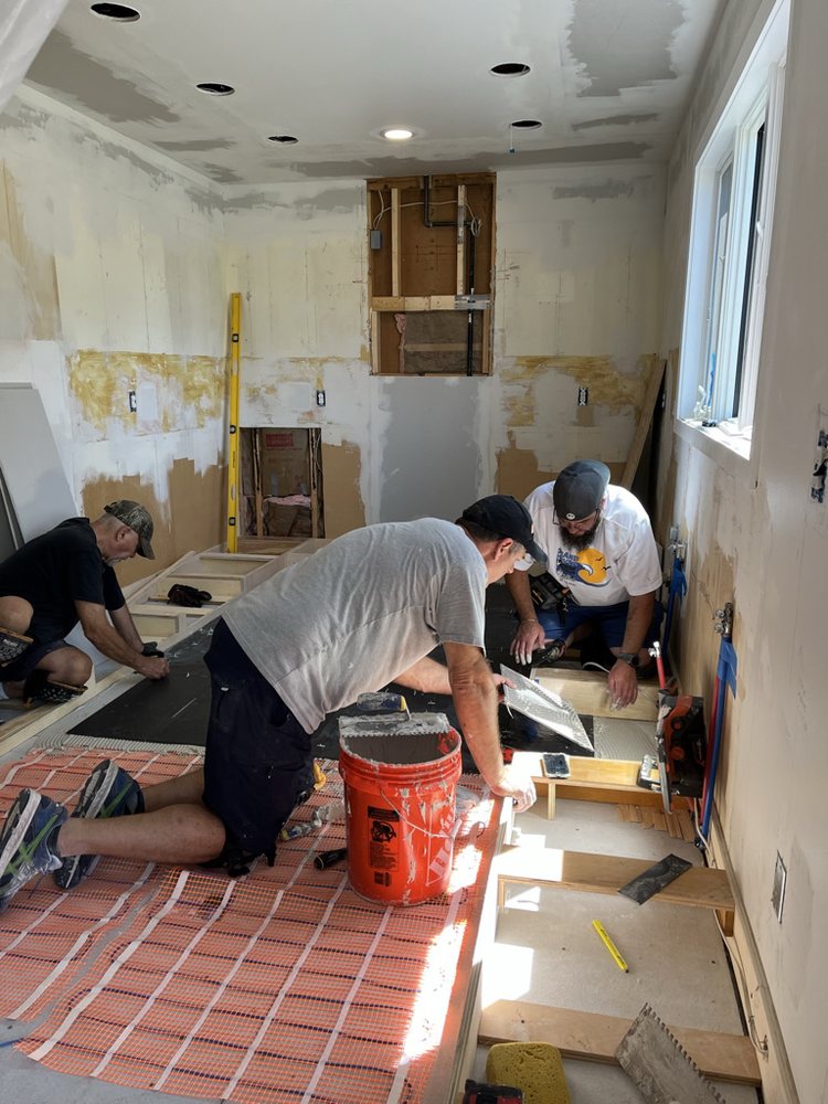 Slide of The Handyman Expert