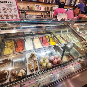 Vivoli Il Gelato - Ice Cream & Frozen Yogurt Near Me - Orlando, Florida