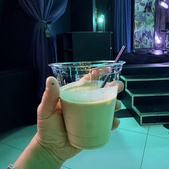 The Magicians Room - Abracadabra: vodka, espresso, baileys $18!!!! This is how "filled" it came. I didn't drink it yet. - Magicians Near Me - Las Vegas, Nevada