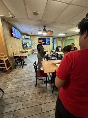 Rock & Noodles by null