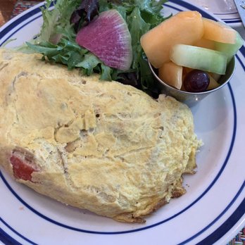 The Corner - Omelette with tomato, onion and cheddar cheese - Cafes Near Me - Montclair, New Jersey The Corner - Omelette with tomato, onion and cheddar cheese - Cafes Near Me - Montclair, New Jersey