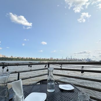 SEAK - View - Vietnamese Near Me - Edgewater, New Jersey