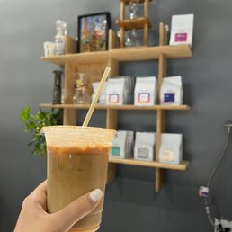 Iced latte (almond milk)