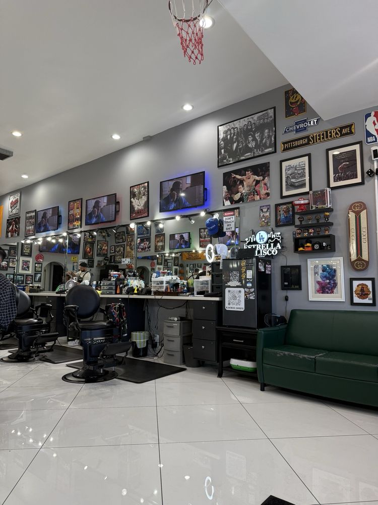 Lakewood Barbers Logo