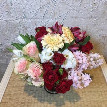 Blooming Arrangements - Florists Near Me