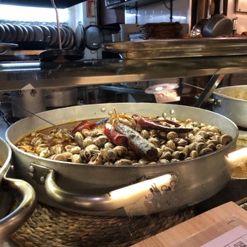 la Perla - Spanish Near Me - Barcelona, B