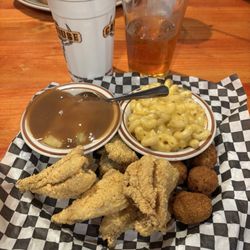 The Camphouse Burger Bar - Catfish plate with macaroni and mashed potatoes.