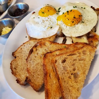 Juneberry Table - Juneberry breakfast - Breakfast & Brunch Near Me - Cleveland, Ohio
