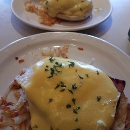 Eggs Benedict