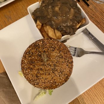Pure Kitchen Elgin - Burger with cashew cheese and poutine - Vegetarian Near Me - Ottawa, Ontario