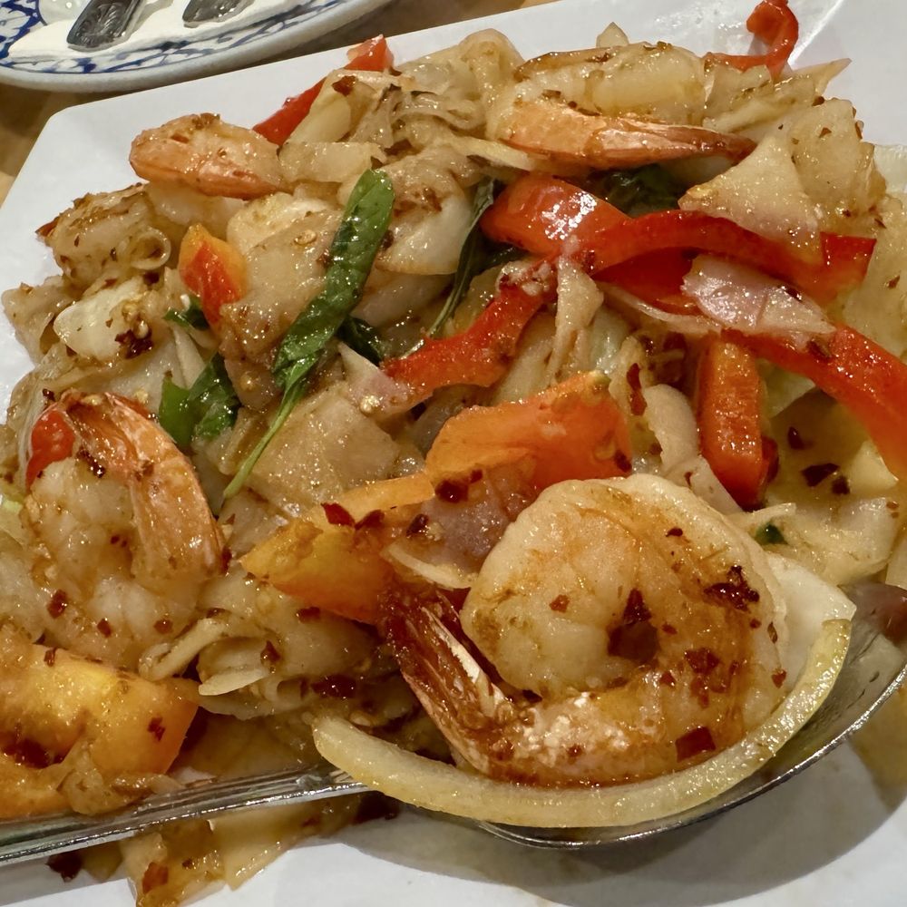 Kee Mao Noodle with Shrimp Kee Mao Noodle with Shrimp