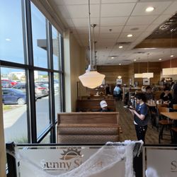 Sunny Street Cafe - Dining area