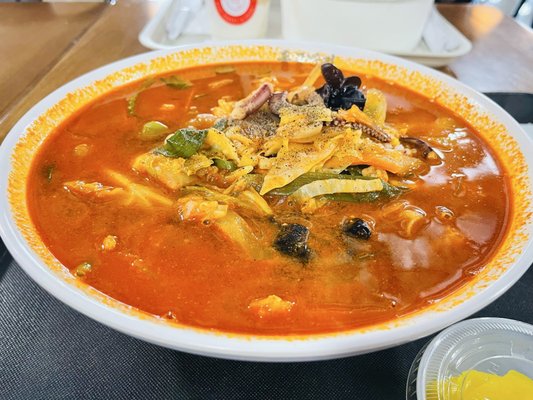 Paik’s Noodle by null