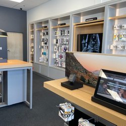 Verizon Authorized Retailer - TCC