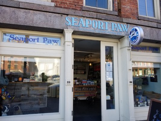 The Seaport Paw by null