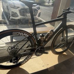 Pacos - Enve bike