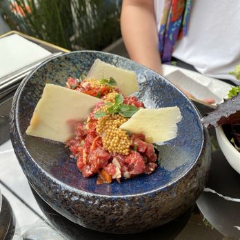 Le Drugstore - Beef tartare - French Near Me - Paris, 75 Le Drugstore - Beef tartare - French Near Me - Paris, 75