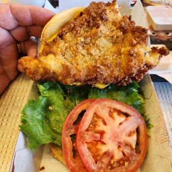 Chick-fil-A - Deluxe with Lettuce and Tomato - Fast Food Near Me - Goodyear, Arizona Chick-fil-A - Deluxe with Lettuce and Tomato - Fast Food Near Me - Goodyear, Arizona
