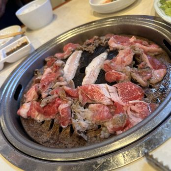 Han Yang Restaurant - Korean Near Me - Honolulu, Hawaii