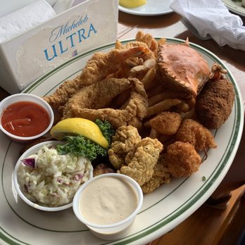TopWater Grill - Seafood Platter - Seafood Near Me - San Leon, Texas TopWater Grill - Seafood Platter - Seafood Near Me - San Leon, Texas