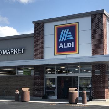 ALDI - Exterior - Grocery Near Me - Ottumwa, Iowa ALDI - Exterior - Grocery Near Me - Ottumwa, Iowa