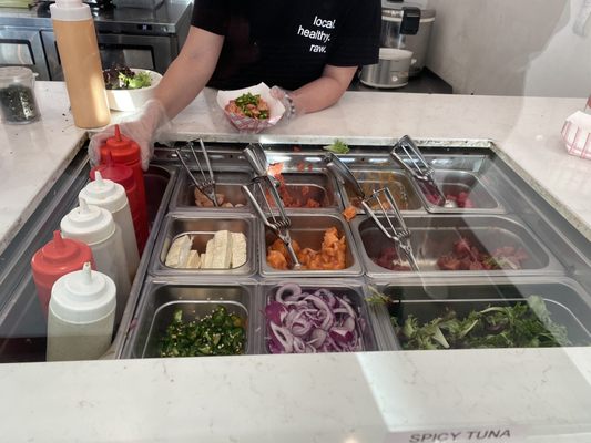 Pokitrition - Sushi Burritos & Poke by null
