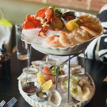 Hugo's Seafood Bar - Seafood tower - Seafood Near Me - Dallas, Texas Hugo's Seafood Bar - Seafood tower - Seafood Near Me - Dallas, Texas