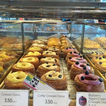 Paris Baguette - Cronuts / dossants...call them whatever u want....they're good! - Bakeries Near Me - Fullerton, California
