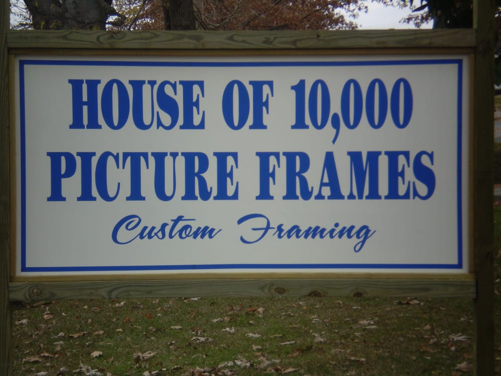 HOUSE OF 10000 PICTURE FRAMES Updated August 2024 3828 Redding Rd, Chattanooga, Tennessee