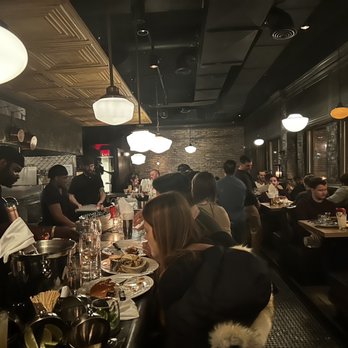 Au Cheval - Bar Area - Bars Near Me - Chicago, Illinois Au Cheval - Bar Area - Bars Near Me - Chicago, Illinois