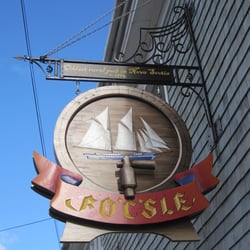 Fo'c 'sle Tavern