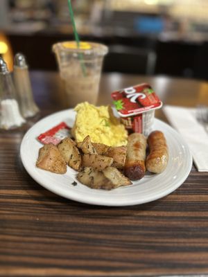 Arctic Club Hotel by null